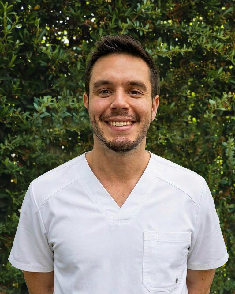 Dr. Gonzalo Araos Marincovic